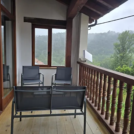 Casuca - El Mirador De Puentenansa Chalet Cades